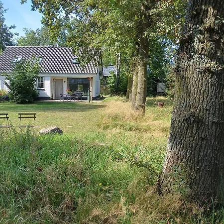 לינה וארוחת בוקר Het Mooie Uitzicht 3*